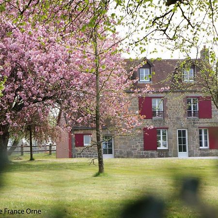 Maison Normande Renovee Avec Grand Jardin, Ideale Pour Famille, Proche Lac Et Randonnees - Fr-1-497-143 Villa Menil-Gondouin Kültér fotó